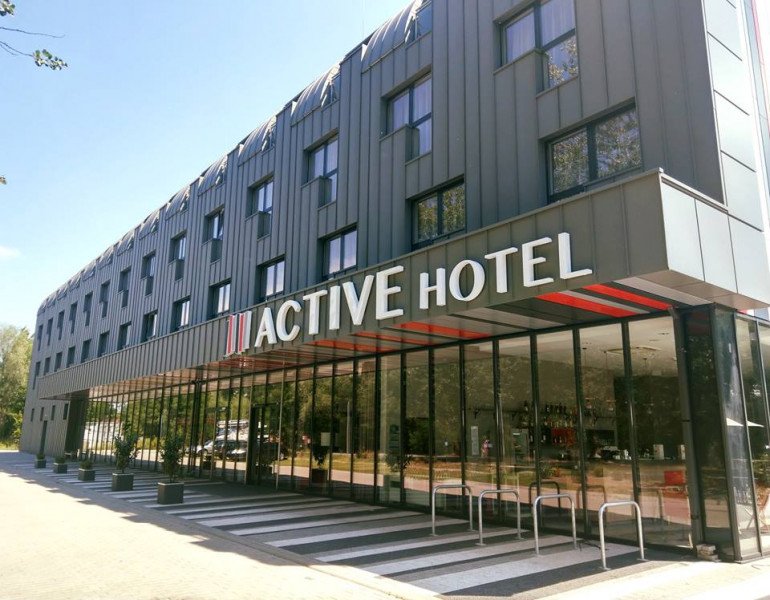 Active Hotel Third slide