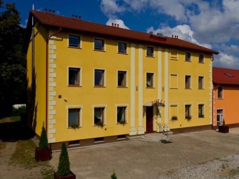 Hotel Brochów