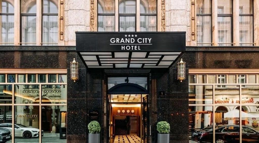Hotel Grand City